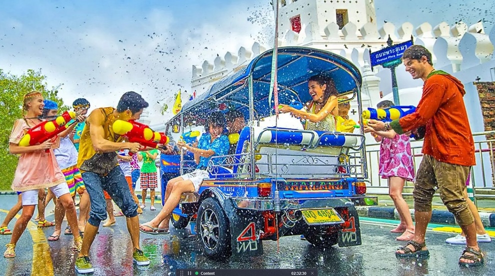 Lễ hội té nước Songkran tại Thái Lan Một trải nghiệm văn hóa đầy màu sắc