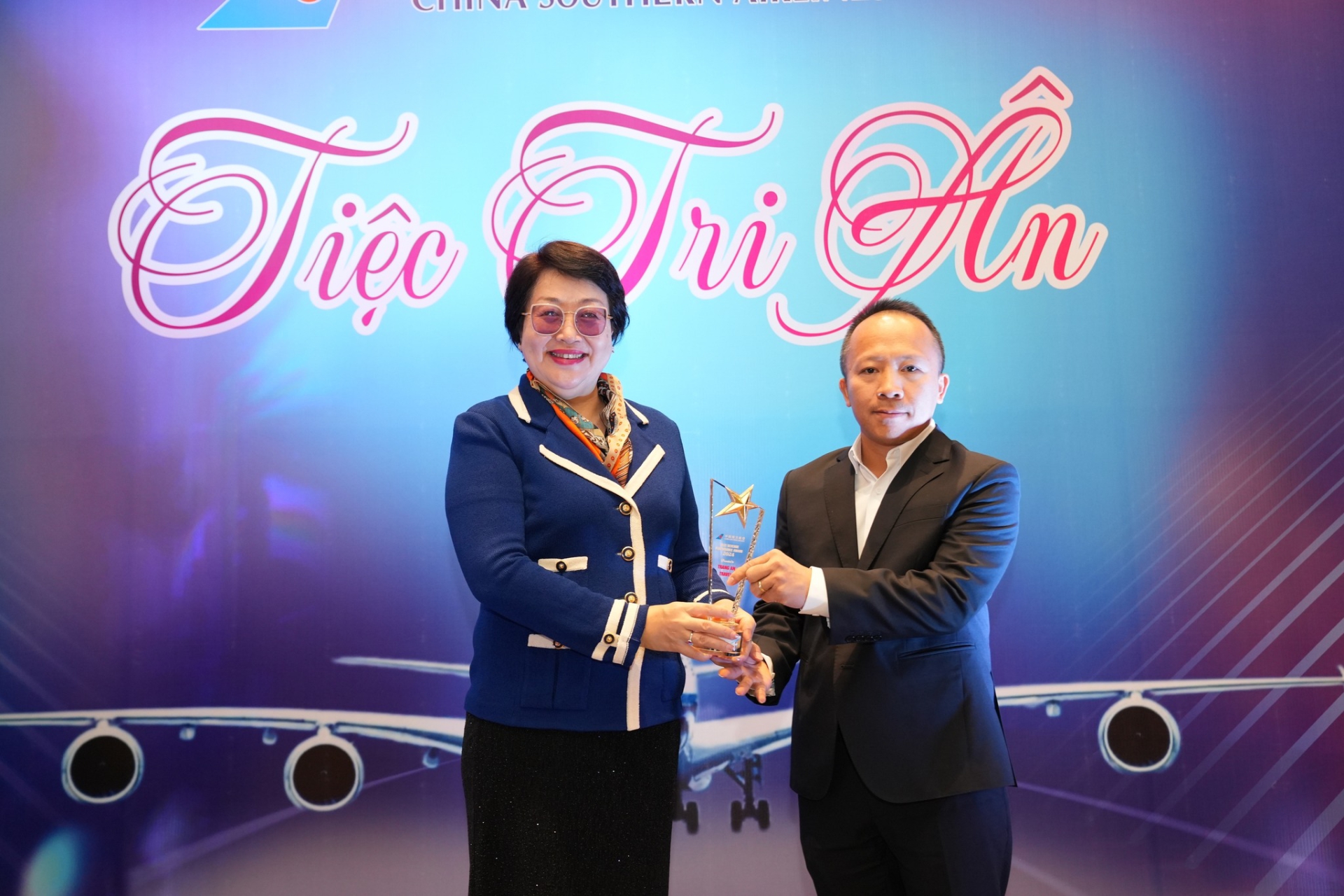 Tràng An Travel là công ty lữ hành TOP 1 của hàng không China Southern Airlines