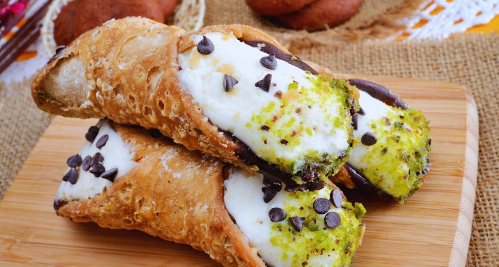 Bánh Cannoli (Ý)