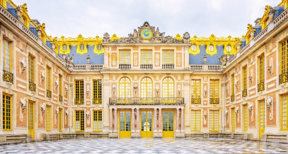 Cung điện Versailles, Pháp