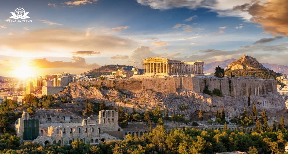 Đến Athens, lắng nghe câu chuyện thần thoại nhiệm màu