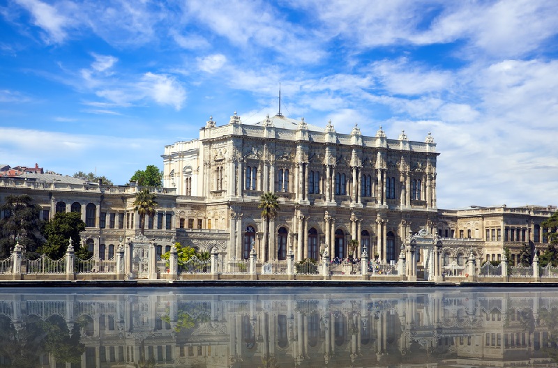 Cung điện Dolmabahce