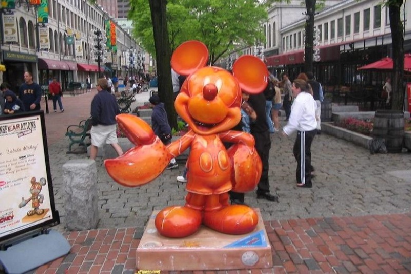 Estatua de la langosta de Mickey, Massachusetts, EE.UU.