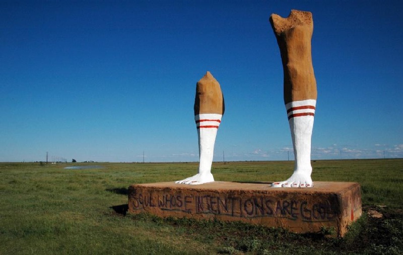 Estatua de Ozymandias en las llanuras, Texas, EE.UU.